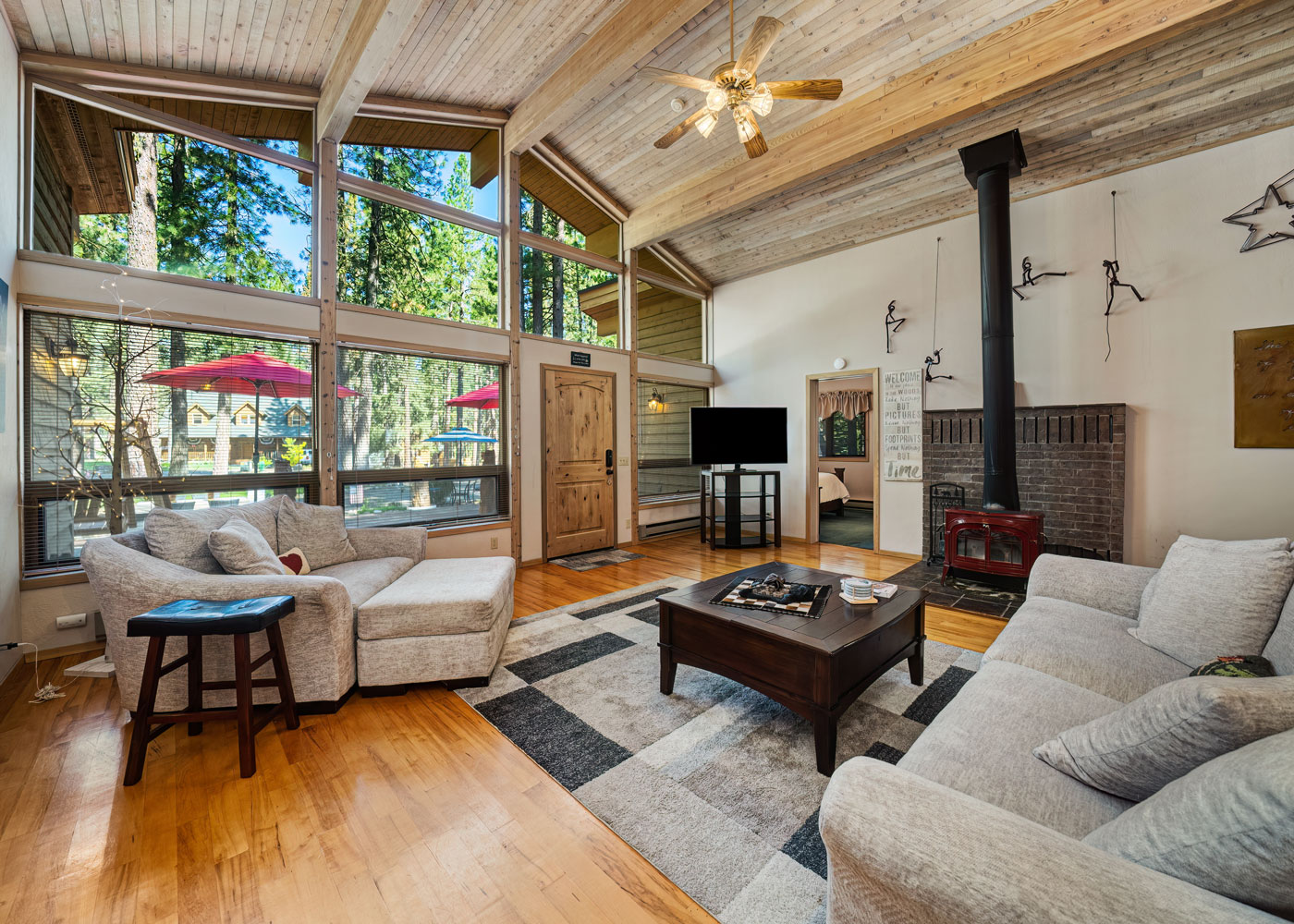Rental Image 8